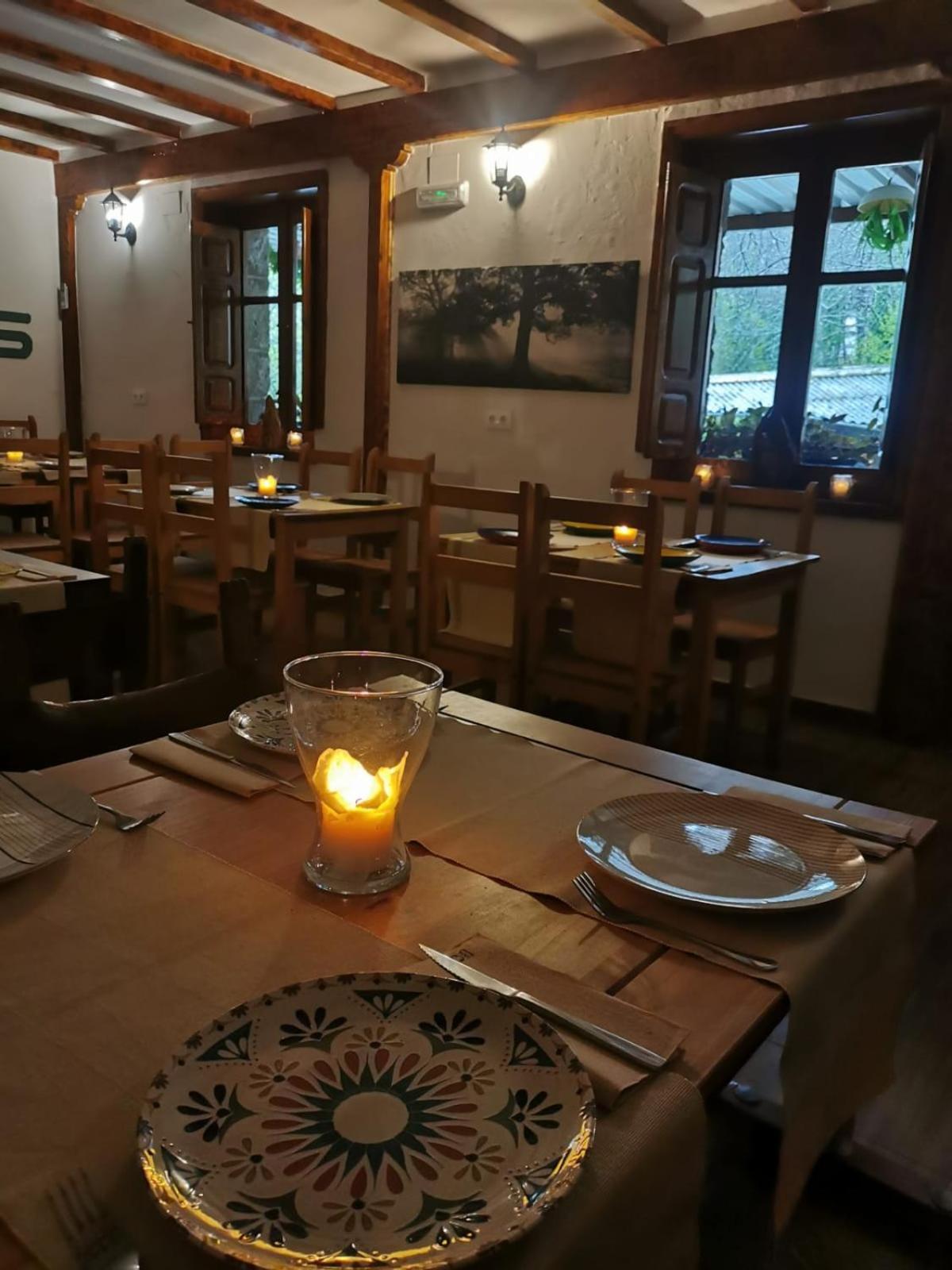 Hostal Cielo De Gredos Guisando Eksteriør bilde