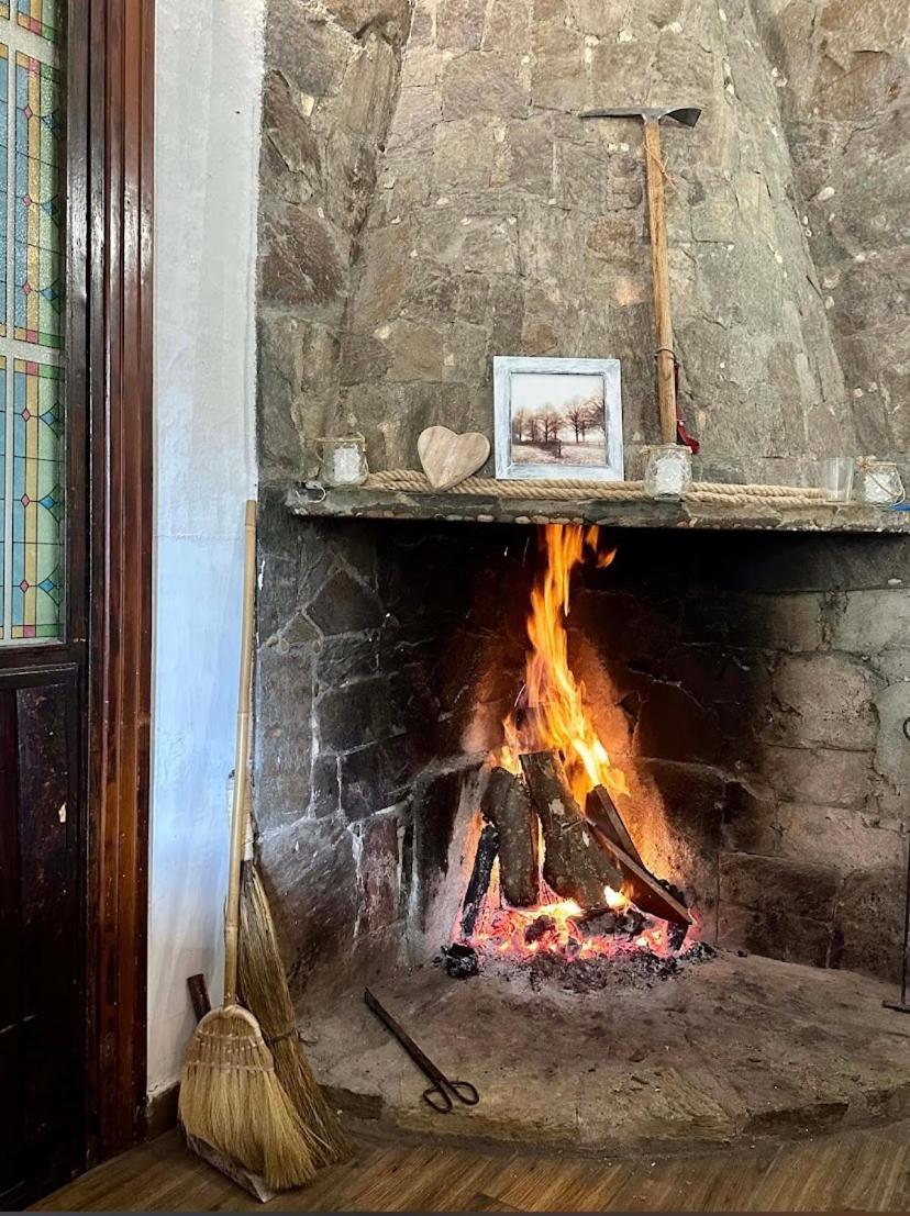 Hostal Cielo De Gredos Guisando Eksteriør bilde